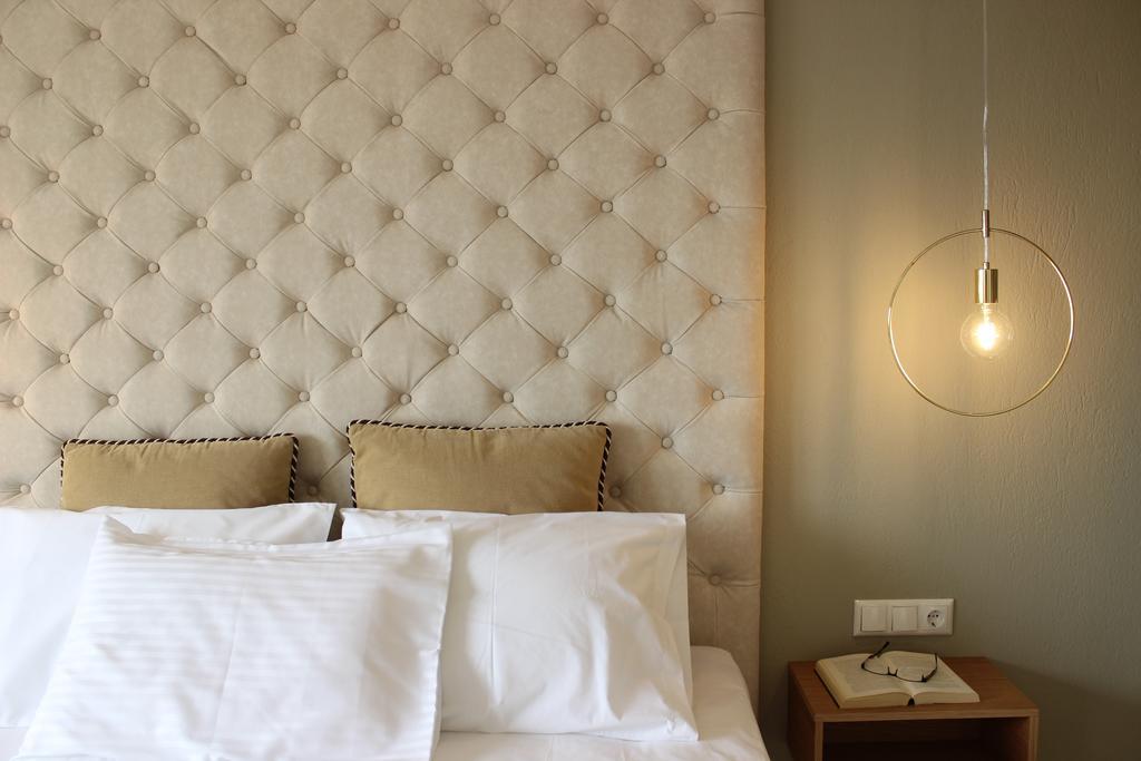 Pinehouse King Suite Nikiti  Zewnętrze zdjęcie