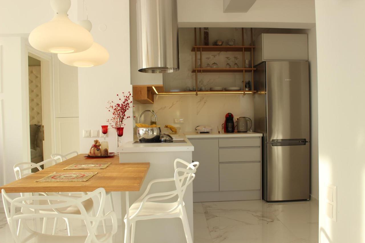 Pinehouse King Suite Nikiti  Zewnętrze zdjęcie
